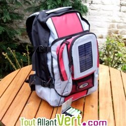 Sac  dos solaire 25 litres Rouge panneau 1.2W + Batterie  piles Ni-MH