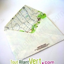 Enveloppes faites à partir de carte routière